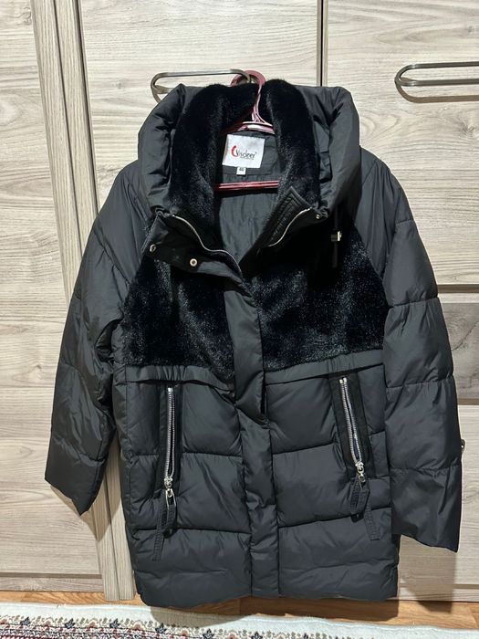 Продам куртку зима