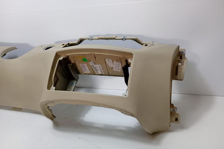 Bord Mercedes-Benz S-Class W221