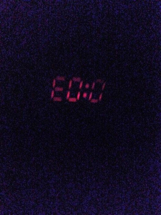 Часы - будильник проектор