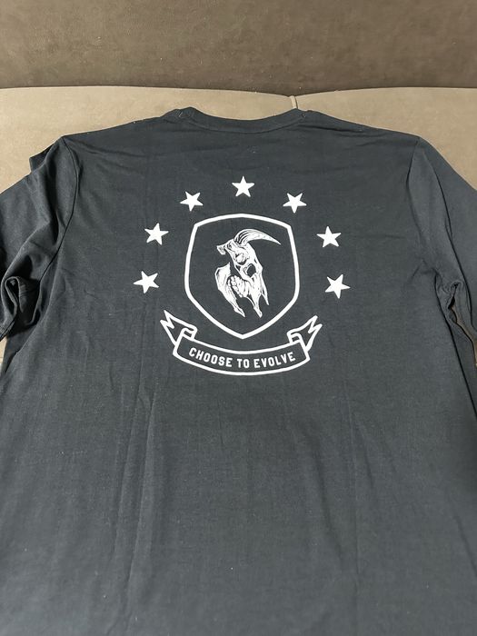 Футболка от Under armour