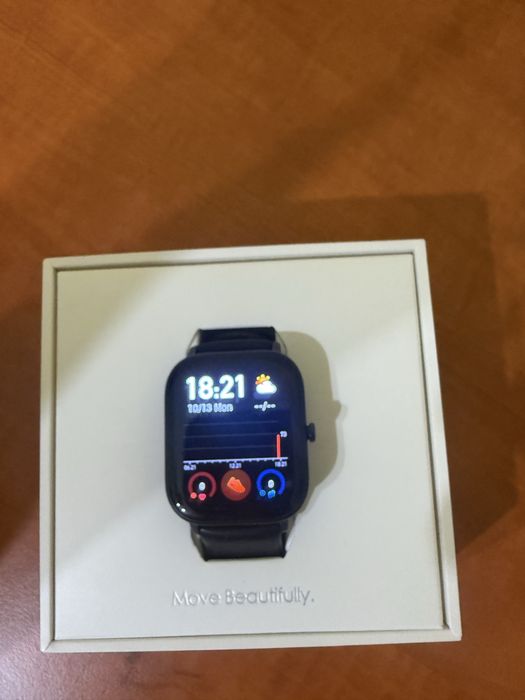 Смарт часовник.Супер запазен.