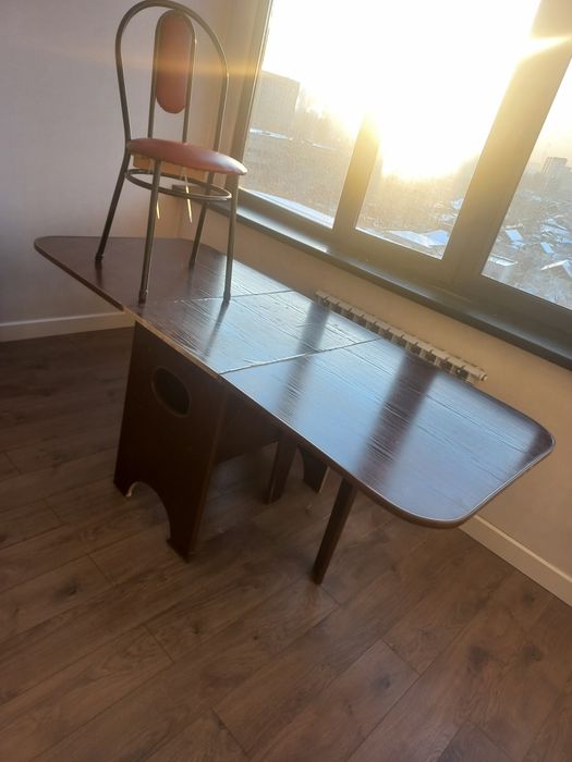 Стол орындык бу сатылады