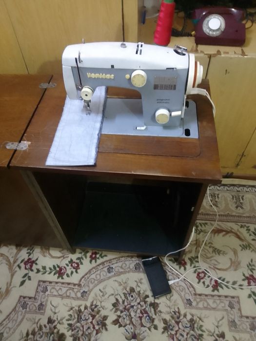 Тикув машинаси сотилади