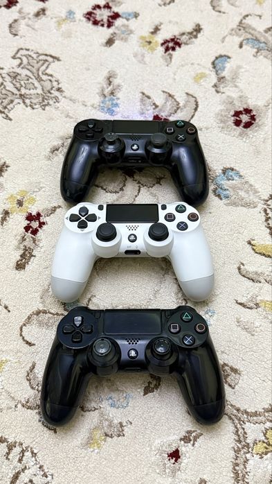 Sony PlayStation 4