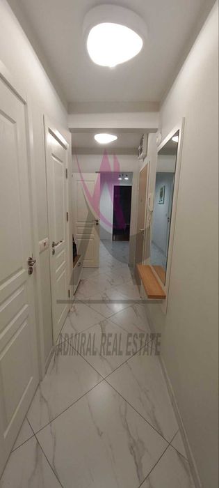 Дава се под наем Четиристаен апартамент в Варна, Център - 100 кв.м за 1500 € - Снимка #4