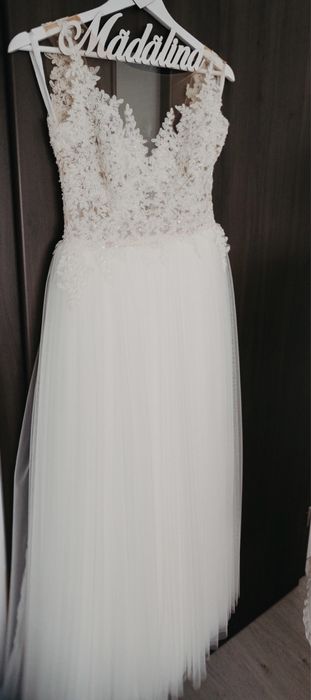 Vand rochie de mireasa