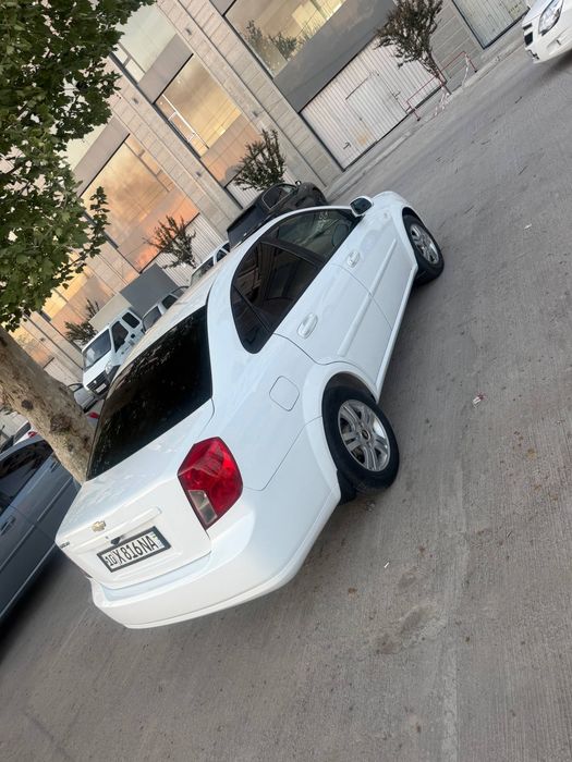 Ласетти 1.8 сотилади метан газ