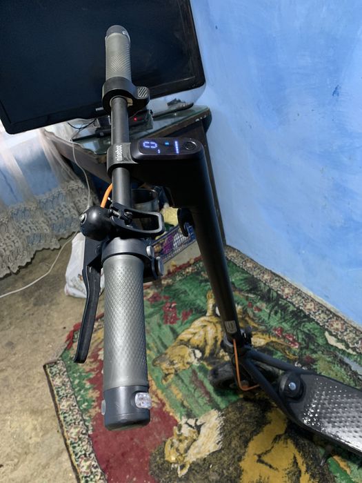 Trontineta Elecctrica NineBot FS4