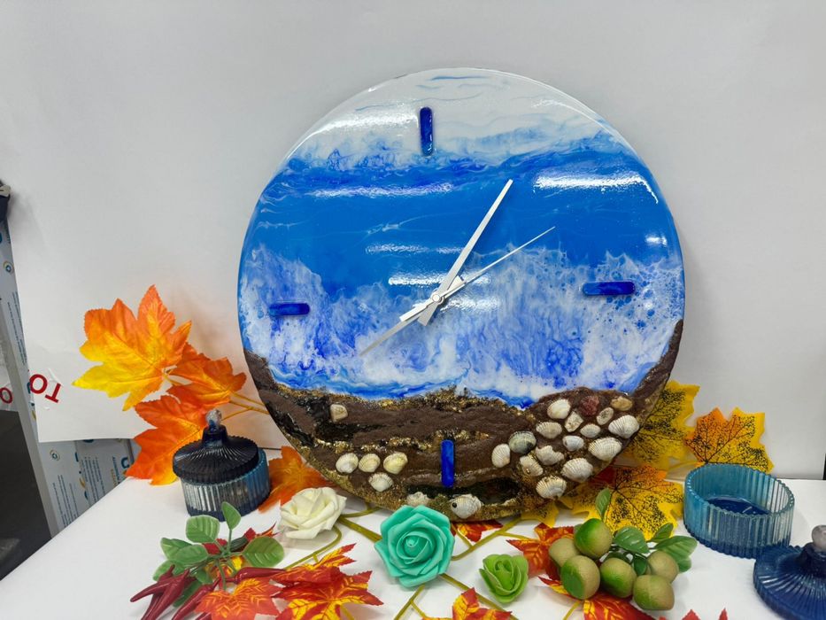 Часы из эпоксидной смолы