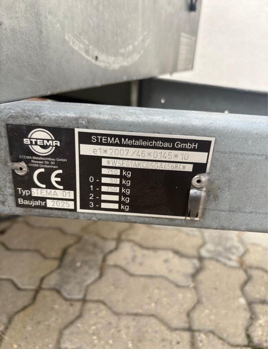 Remorca cu prelata stema ca noua