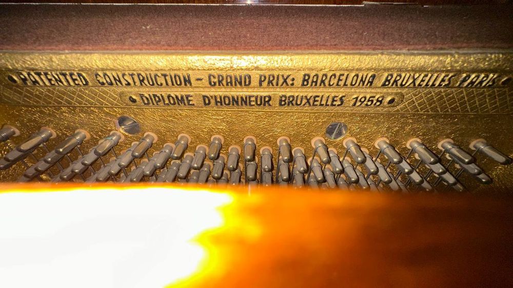 Продам Пианино Petrof 1958 года Настроенное.