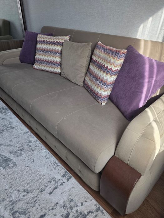 Продается раздвижной диван