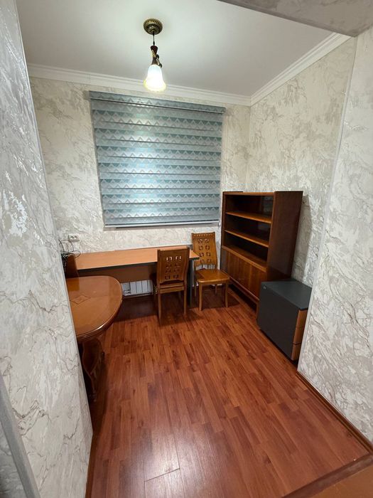 Продаю свою замечательную квартиру на Лабзаке ц-13 ресторан Вельвет