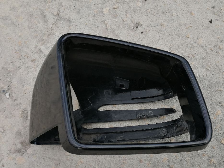 Капачка за дясно огледало Mercedes W212 E-class.