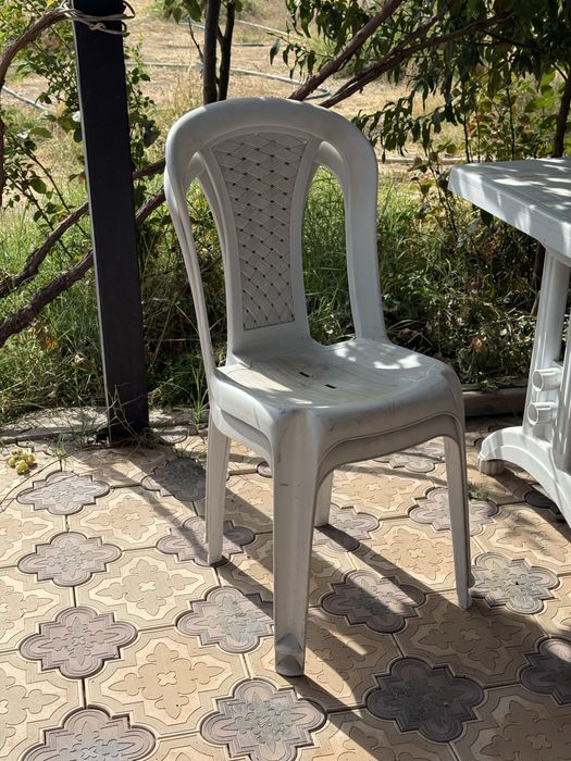 Садовый стол, стулья