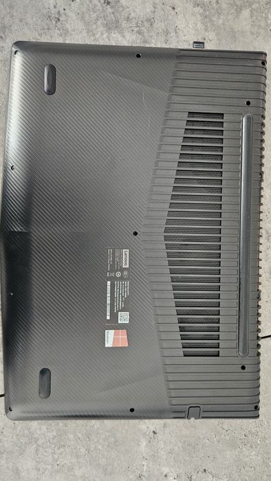 Lenovo Legion Y520-15IKBN