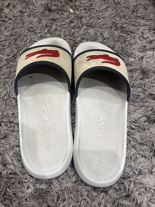 Slapi lacoste 42