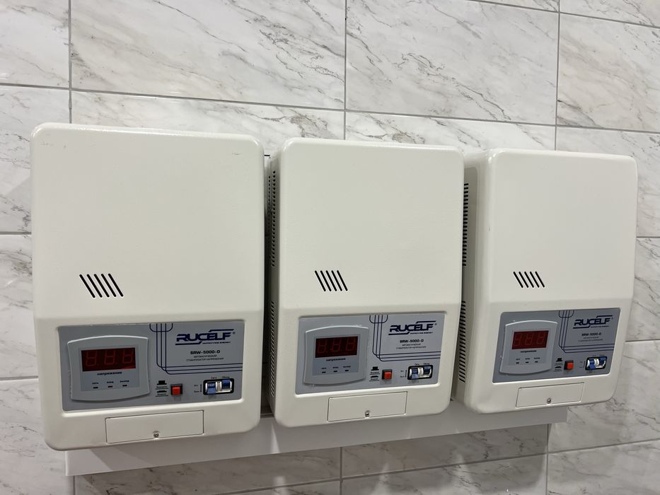 Стабилизатор напряжения RUCELF