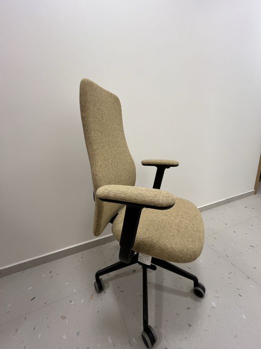 GRONFJALL офис стол с подлакът./облег. за глава (която се маха)