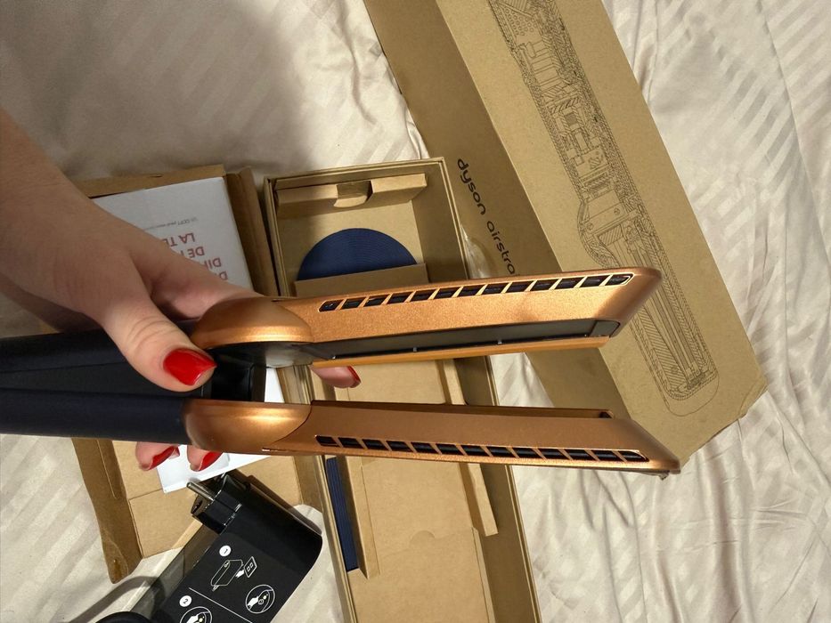 Vand dyson airstrait HT01