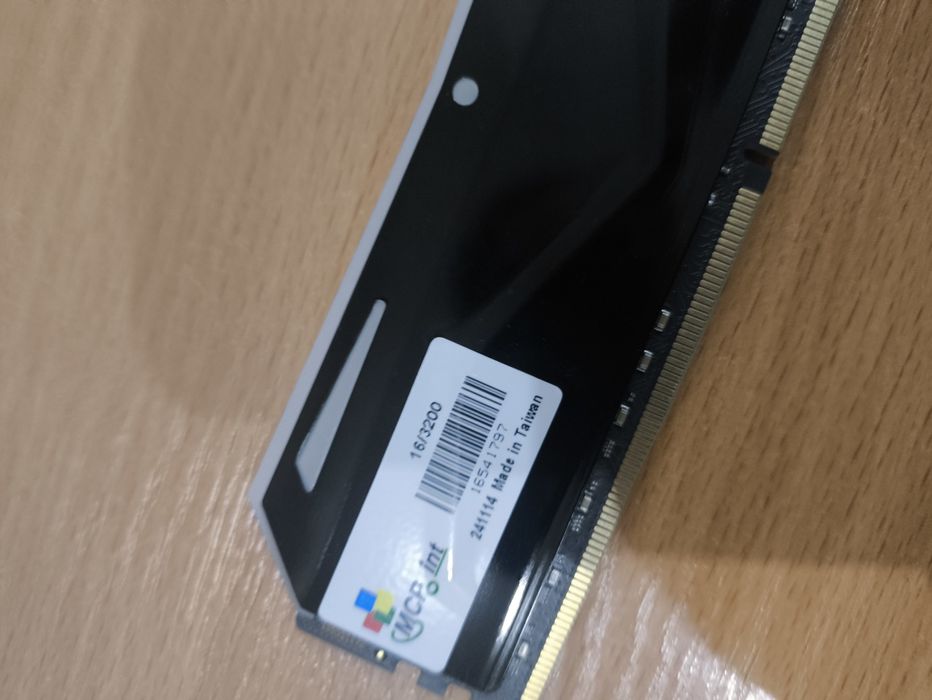 DDR4 16Gb 3200Mhz RGB