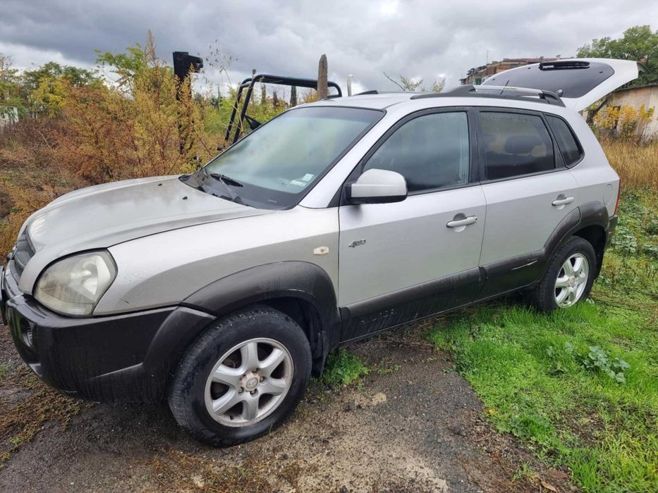 Hyundai Tucson 2.0CRDI Auto
Hyundai Tucson 2.0CRDI Automatic На части