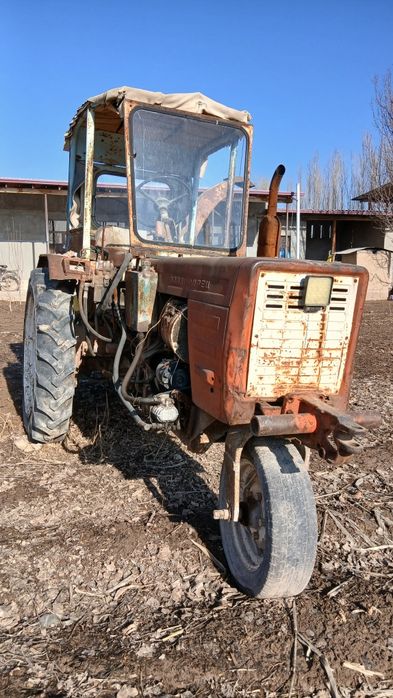 Traktor t25 sotiladi