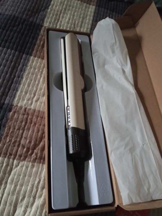 Продам фен выпрямитель 2в 1