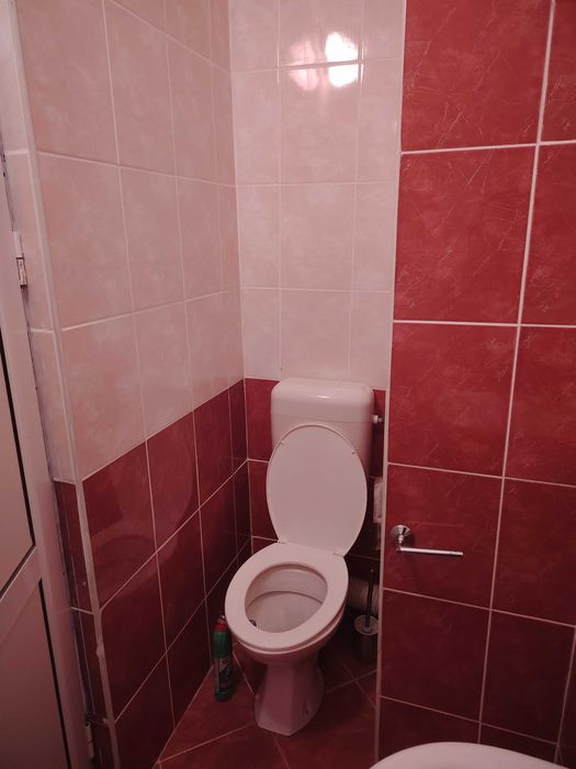 Отдава се помещение под наем