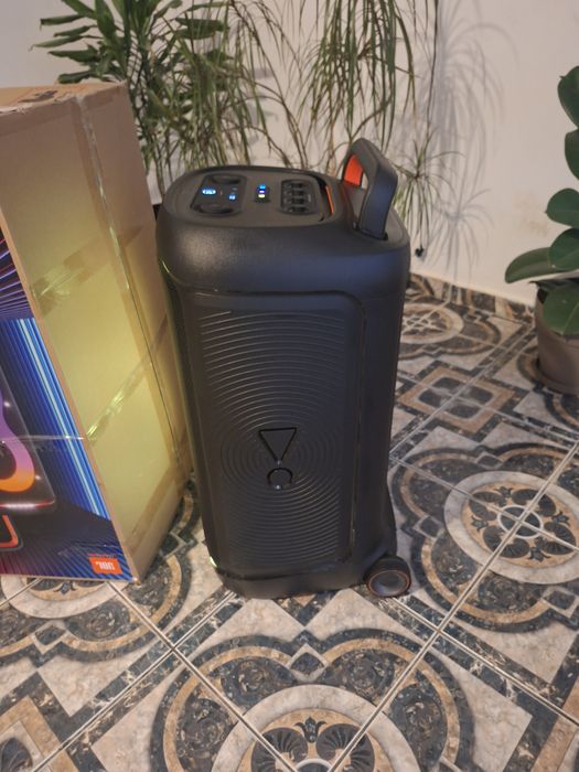 Boxă  JBL 520 ..