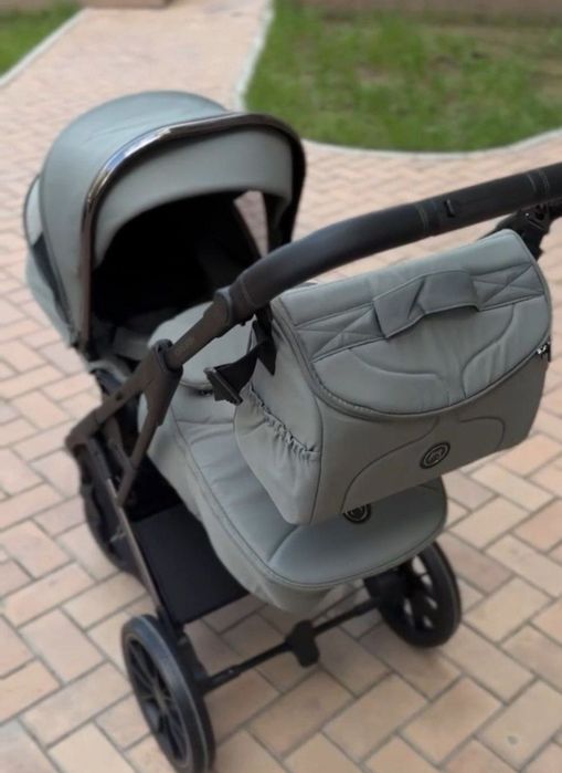 Коляска от Ining baby