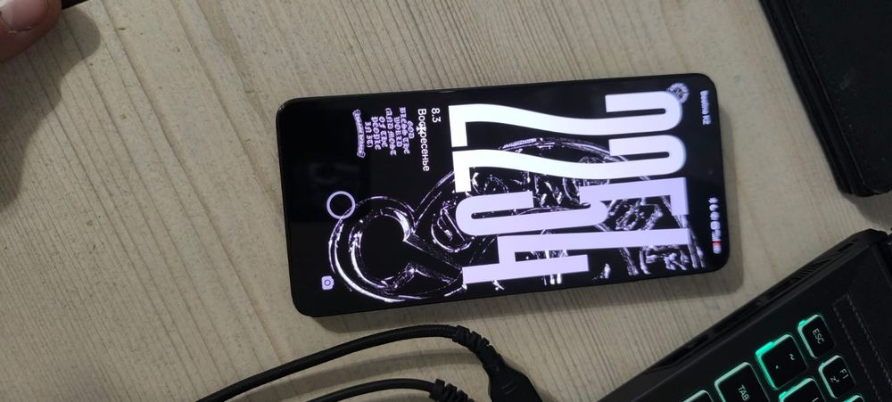 продам POCO x6 pro