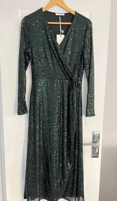 Платье с пайетками