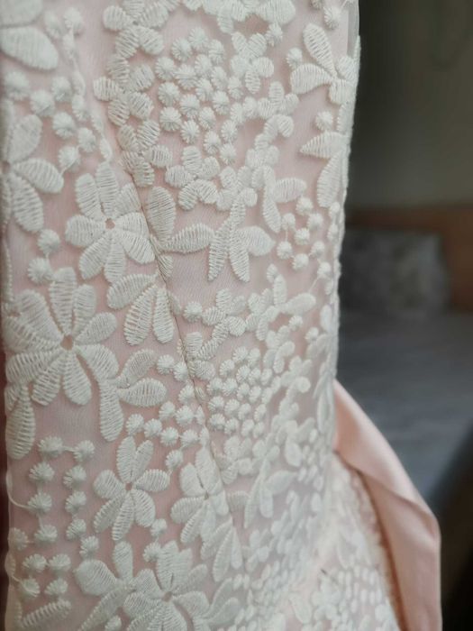 Rochie roz eleganta NOUA nepurtata cu eticheta