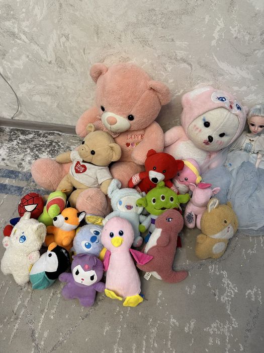 Отдам бесплатно игрушки