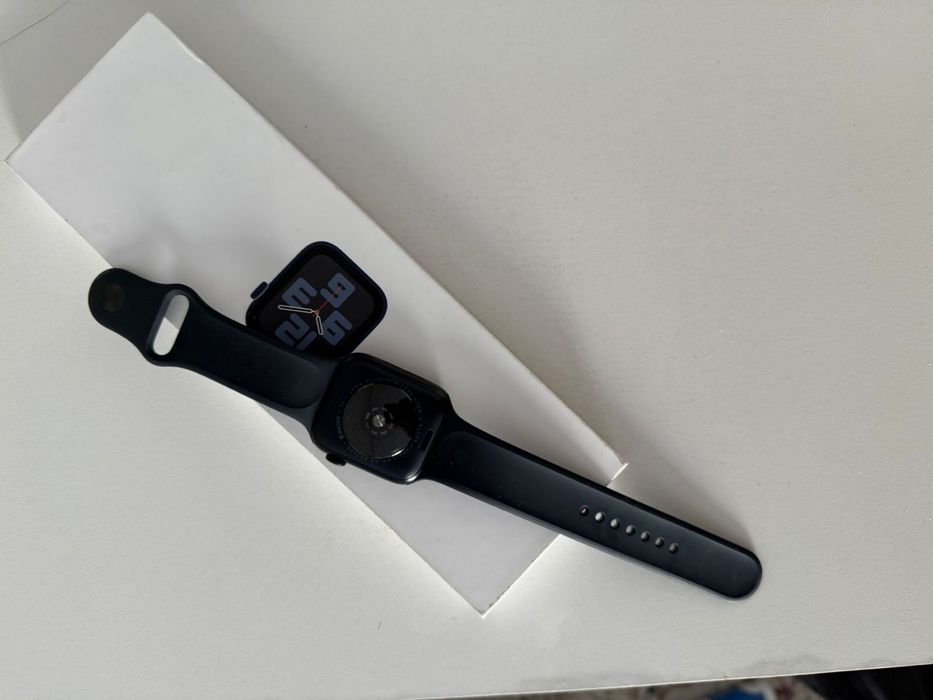 apple watch se 2 44mm