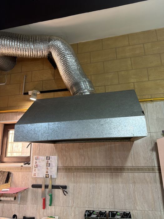 Продам вытежку буу ,рабочий