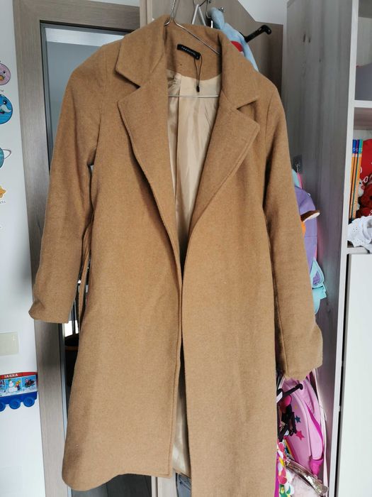 Lot 7 sacouri și un palton camel S dama