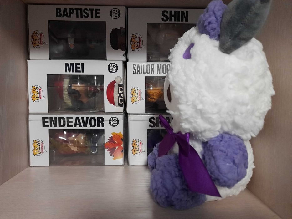 Jucarie Plus Papusa Hello Kitty and Friends - Miss Kuromi