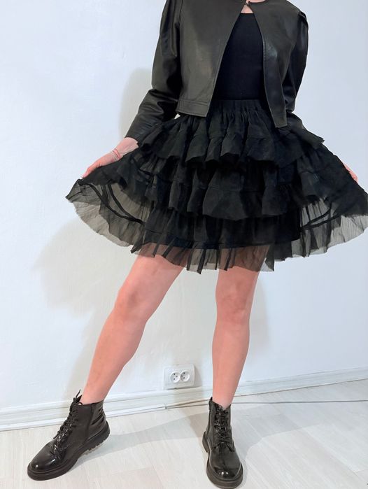Fustă elegantă, șifon creț, nouă, primăvară - vară