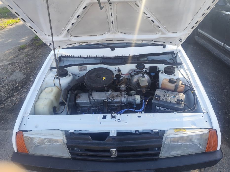 Продам ваз 2109.