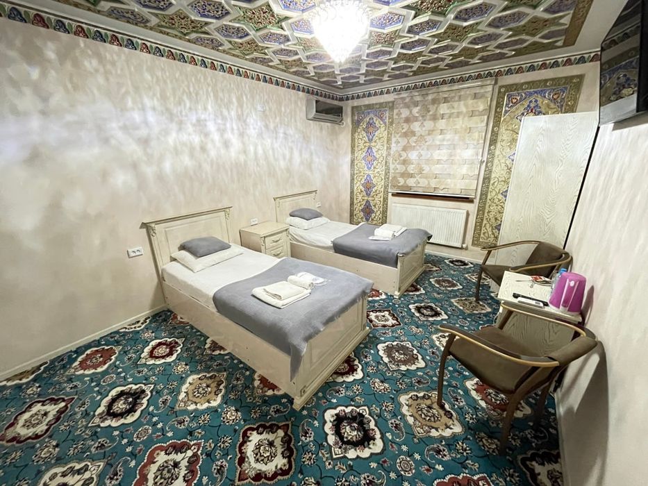 Mexmonxona Eski Shaharda