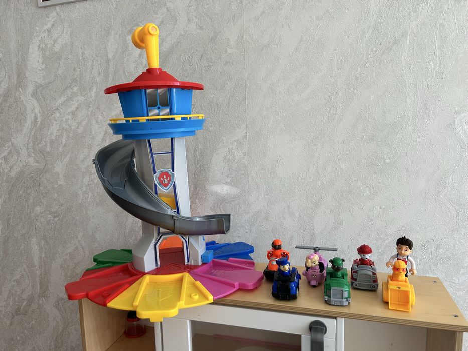 Продам базу щенячьего патруля