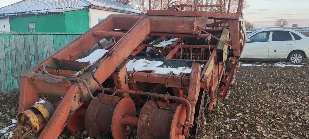 Продам трёхрядную Картофелекопалк КПК 3у