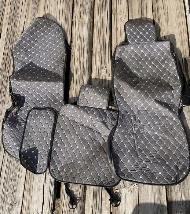 Чеклы для машины  б/у в хорошем состоянии