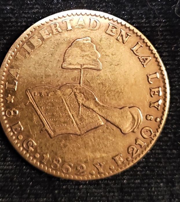 8 златни ескудо Мексико