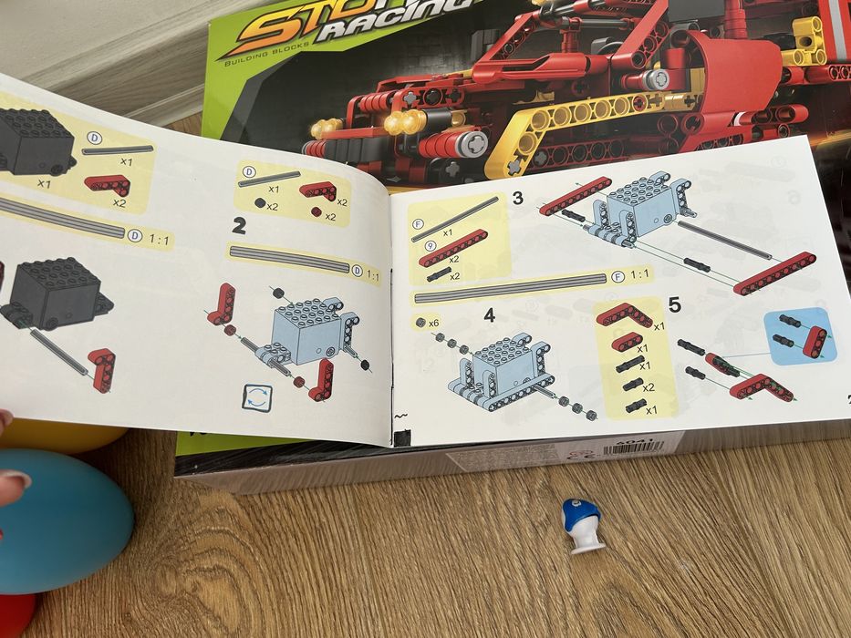 Lego masina 4*4 8-15 ani