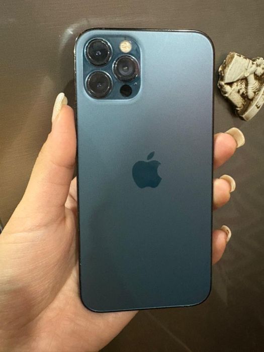 Iphone 12 pro продам