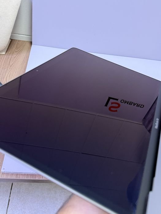 MacBook Air 2020 m1 / ст430045