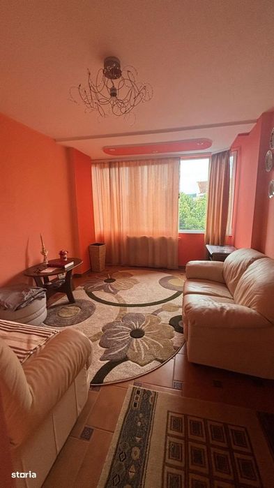 Apartament 2 camere etaj 2 zona Hotel Coroana — fotografia 1